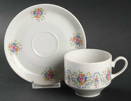 WIG110 Flat Cup & Saucer Set