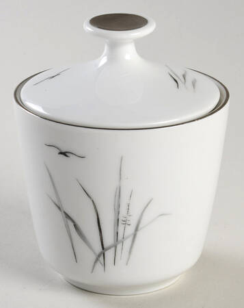 WIG13 Sugar Bowl & Lid