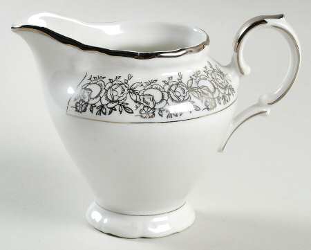 WIG26 Creamer