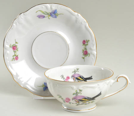 WIG72 Footed Cup & Saucer Set