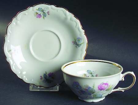 WIG86 Flat Cup & Saucer Set