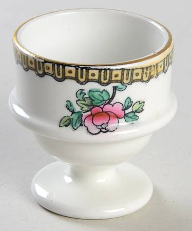 Pheasant (Smooth) Single Egg Cup by F Winkle