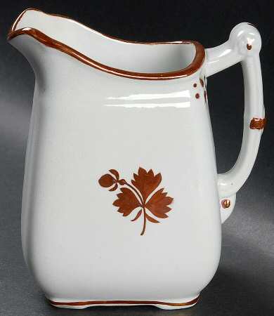 Tea Leaf Creamer