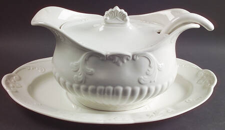 Valley Forge Tureen & Lid w/Underplate