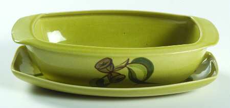 WIN10 Gravy Boat & Underplate