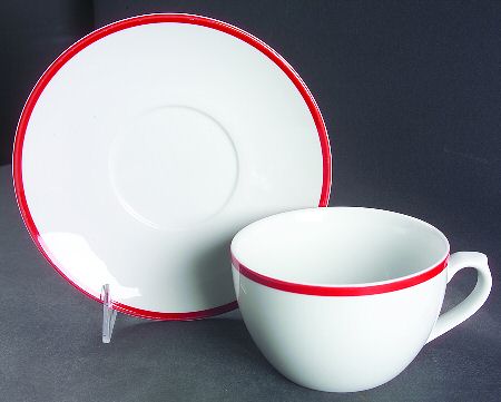 Brasserie Red Oversized Cup & Saucer Set