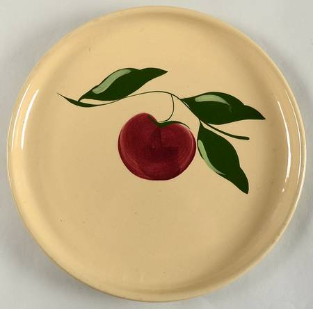 Apple 12" Chop Plate (Round Platter)