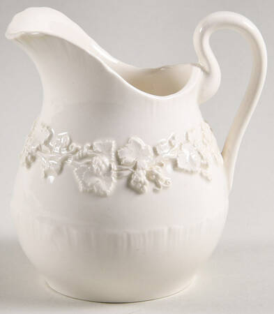 Cream Color on Cream Color (Shell Edge) Creamer