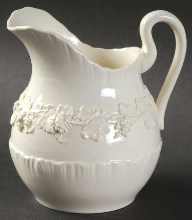 Cream Color on Cream Color (Shell Edge) Creamer