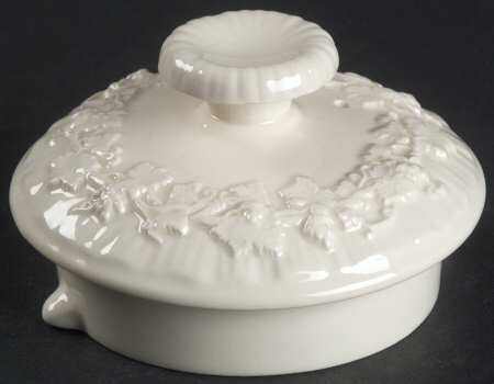 Cream Color on Cream Color (Shell Edge) Lid for Teapot