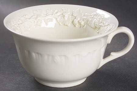 Cream Color on Cream Color (Shell Edge) Footed Cup
