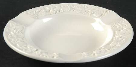 Cream Color on Cream Color (Shell Edge) 4" Ashtray
