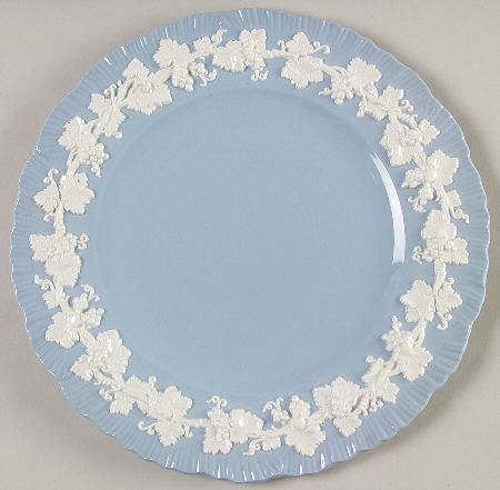 Cream Color on Lavender (Shell Edge) Dinner Plate