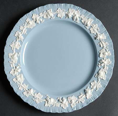 Cream Color on Lavender (Shell Edge) Dinner Plate