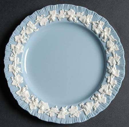 Cream Color on Lavender (Shell Edge) Dessert/Pie Plate