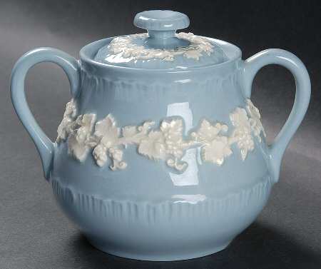 Cream Color on Lavender (Shell Edge) Sugar Bowl & Lid