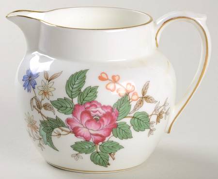 Charnwood (Bone) Creamer