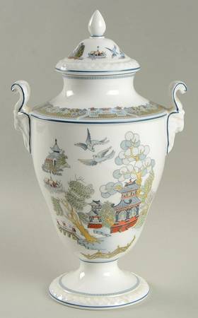 Chinese Legend Covered Vase with Ram's Head Handles