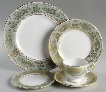 Columbia Sage Green Rim 5 Piece Place Setting