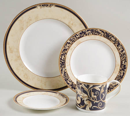 Cornucopia 4 Piece Place Setting