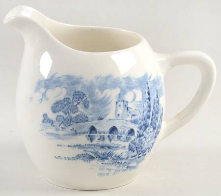 Countryside Blue Creamer