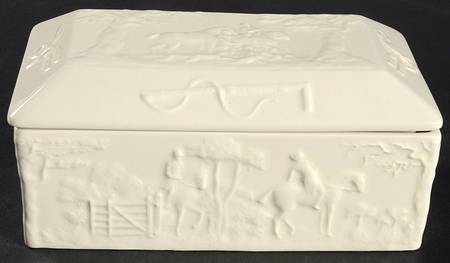Devonshire (Off White) Rectangular Box with Lid by Wedgwood