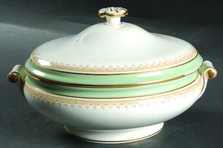 Eccles Bead Celadon Round Covered Vegetable