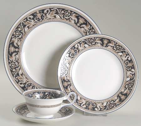 Florentine Dark Blue Rim (No Center Design) 4 Piece Place Setting