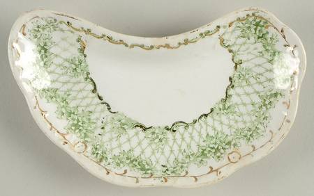 Flora Gold (Gold Vine and Accents) Bone Dish