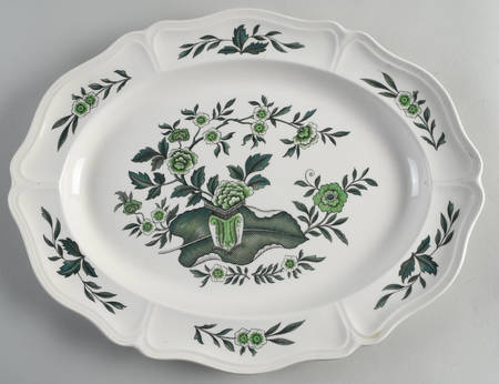 Green Leaf (Queen's Shape) 15" Oval Serving Platter by Wedgwood