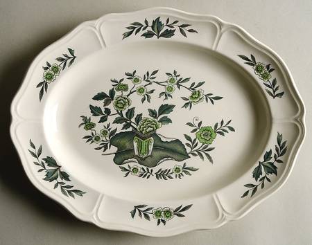 Green Leaf (Queen's Shape) 11" Oval Serving Platter
