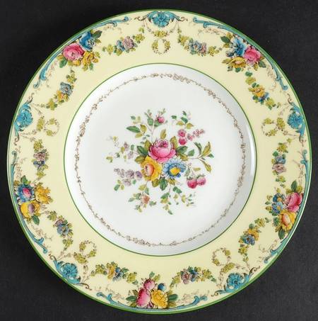Grosvenor (W697, Cream Rim) Salad Plate