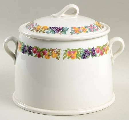 Hereford (Oven To Table) Dutch Oven with Lid
