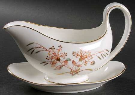Honeysuckle Rust Gravy Boat with Attached Underplate