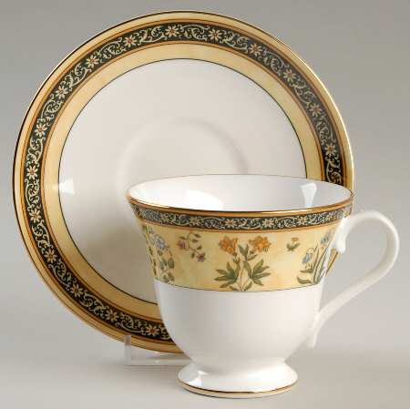 India Victoria Shape Footed Cup & Saucer Set