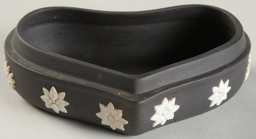 Cream Color on Black Jasperware Heart Shape Box No Lid