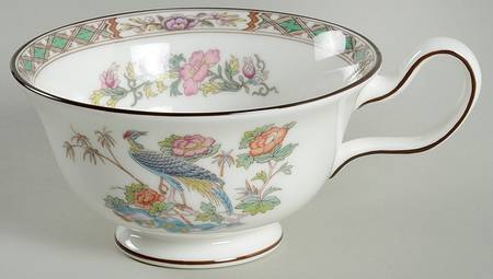 Kutani Crane Peony Shape Footed Cup