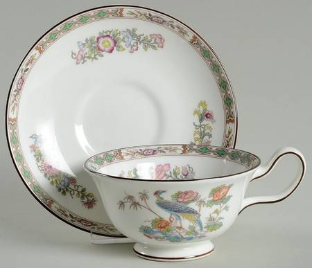 Kutani Crane Peony Shape Footed Cup & Saucer Set