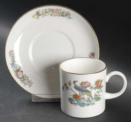 Kutani Crane Can Shape Demitasse Cup and Saucer Set