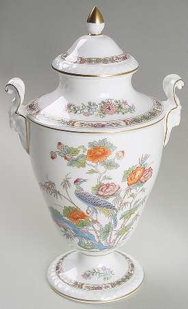 Kutani Crane Covered Vase with Ram's Head Handles