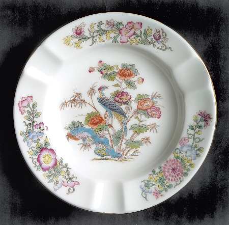 Kutani Crane 4" Ashtray