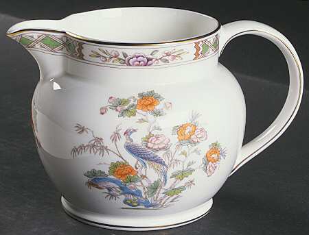 Kutani Crane 32 Oz Pitcher
