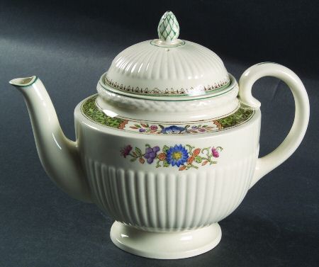 Ku Tani (Edme Shape) Teapot & Lid
