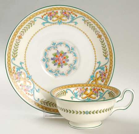 Kynance (Center and Laurel Band) Footed Cup & Saucer Set