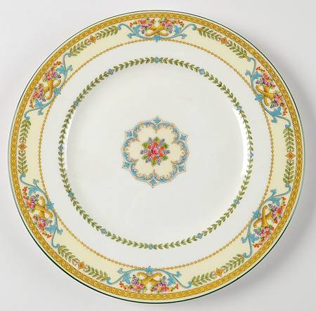 Kynance (Center and Laurel Band) by Wedgwood