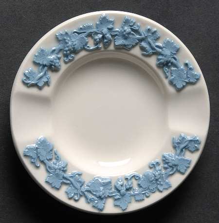 Lavender on Cream Color (Shell Edge) Small Ashtray