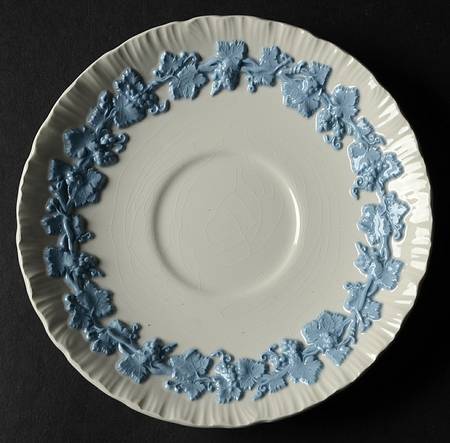Lavender on Cream Color (Shell Edge) Saucer