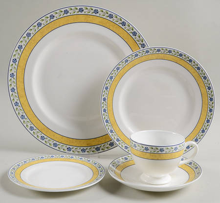 Mistral 5 Piece Place Setting by Wedgwood