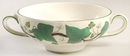 Napoleon Ivy Green (Queen's Ware) Flat Cream Soup Bowl