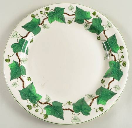 Napoleon Ivy Green (Queen's Ware) Round Torte Plate